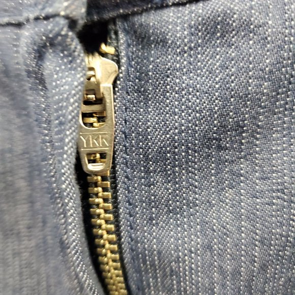 Lana Sport Woman Denim Jeans Skirt with unique front pockets - Picture 9 of 12